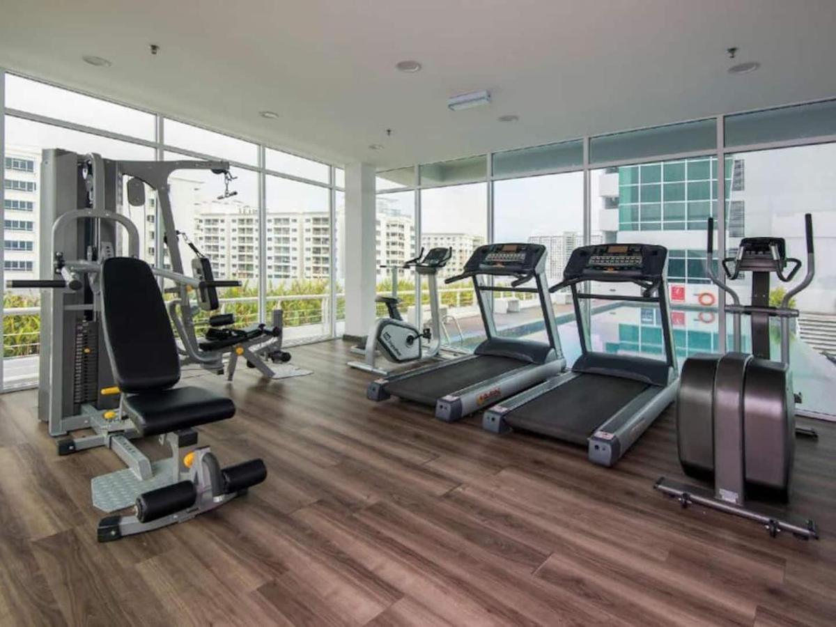 Loft Pano Seaview Suite 2 Bedroom By The Only Bnb Jelutong Exterior photo